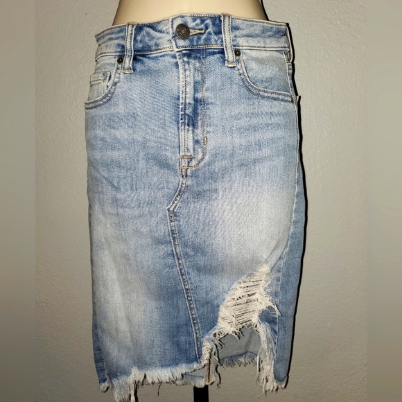 HIDDEN distressed denim skirt - Picture 1 of 11